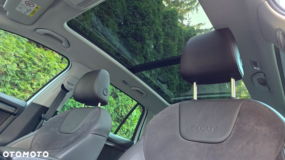 Skoda Octavia Scout 2.0 TDI 4x4 DSG - 10