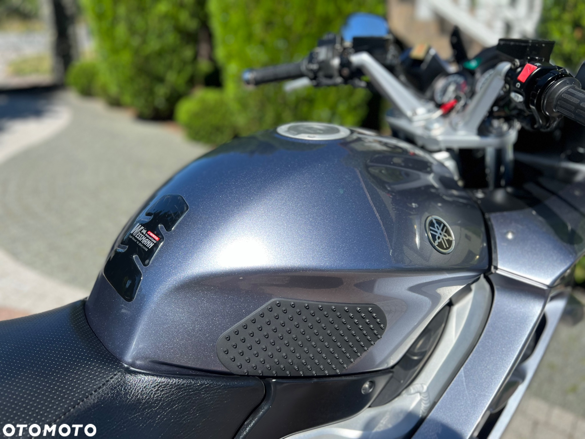 Yamaha FJR - 14