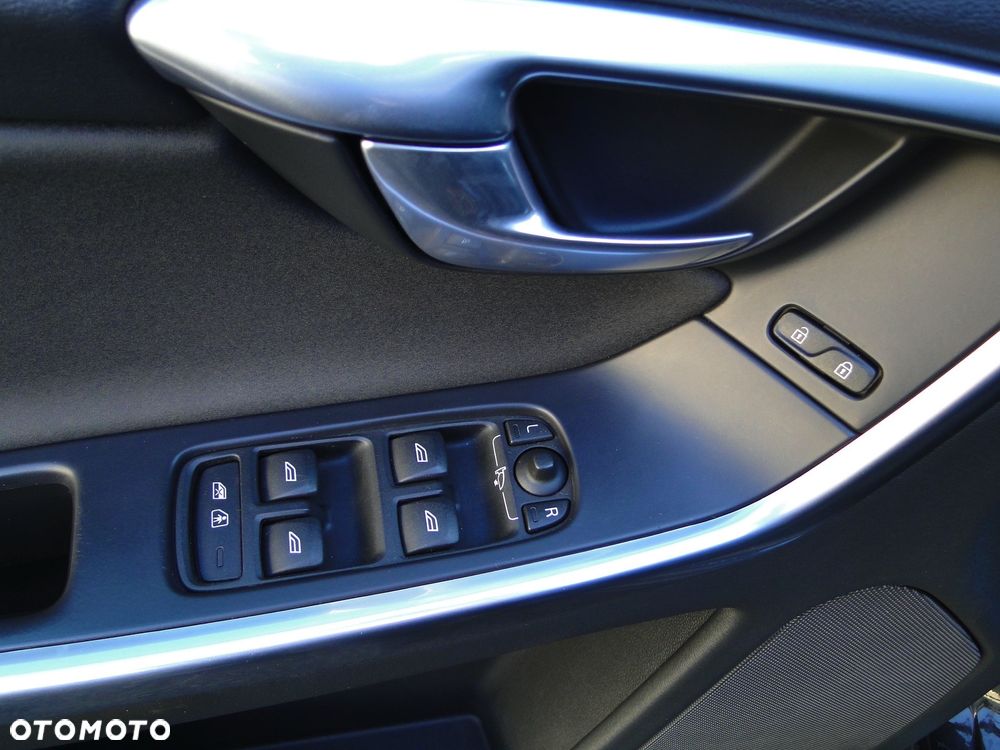 Volvo XC 60 D3 Summum - 28