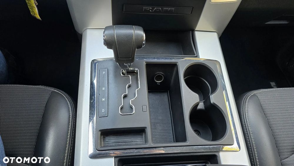 Dodge RAM - 28