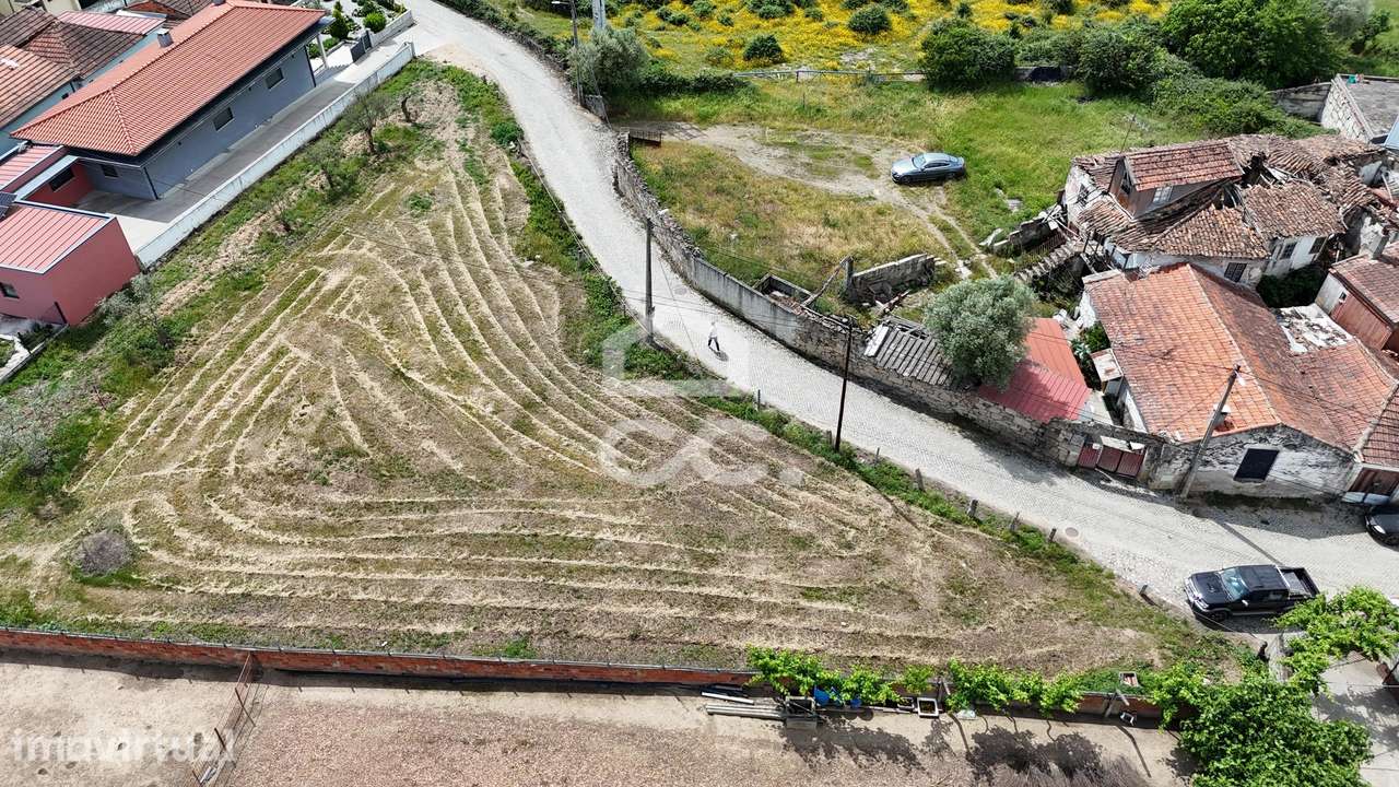 Oportunidade Terreno Urbano com 965m² em Chaves - Grande imagem: 2/23