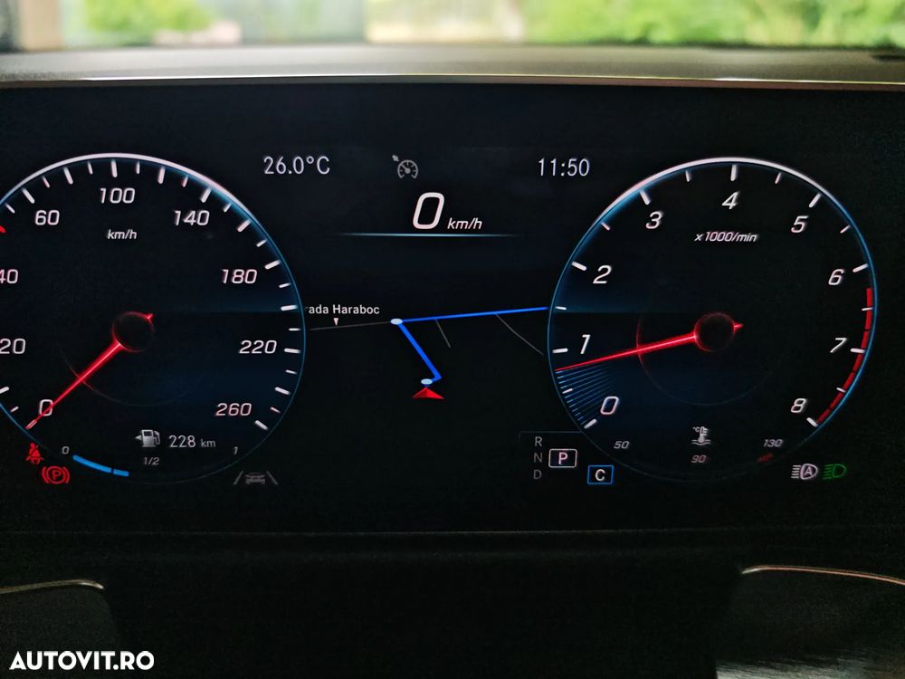Mercedes-Benz GLB 250 4MATIC Aut. - 26