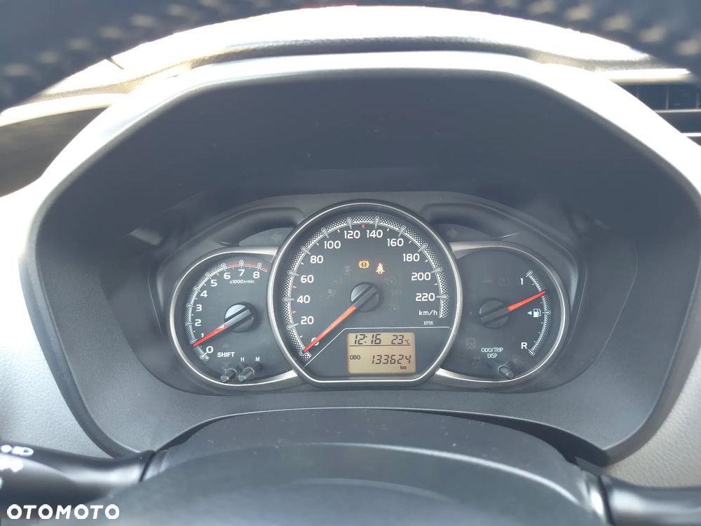 Toyota Yaris 1.33 Premium - 22
