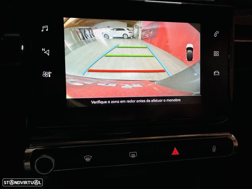 Citroën C3 1.2 PureTech Shine - 10