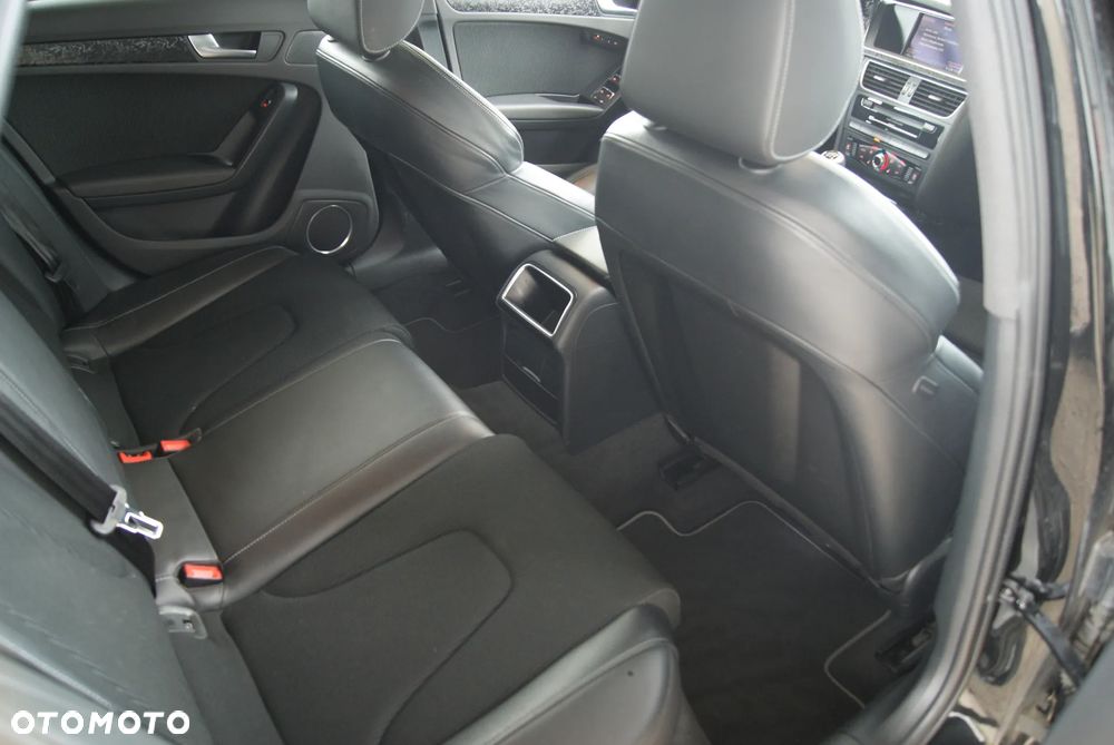 Audi A4 Avant 2.0 TDI DPF clean diesel quattro S line Sportpaket - 20