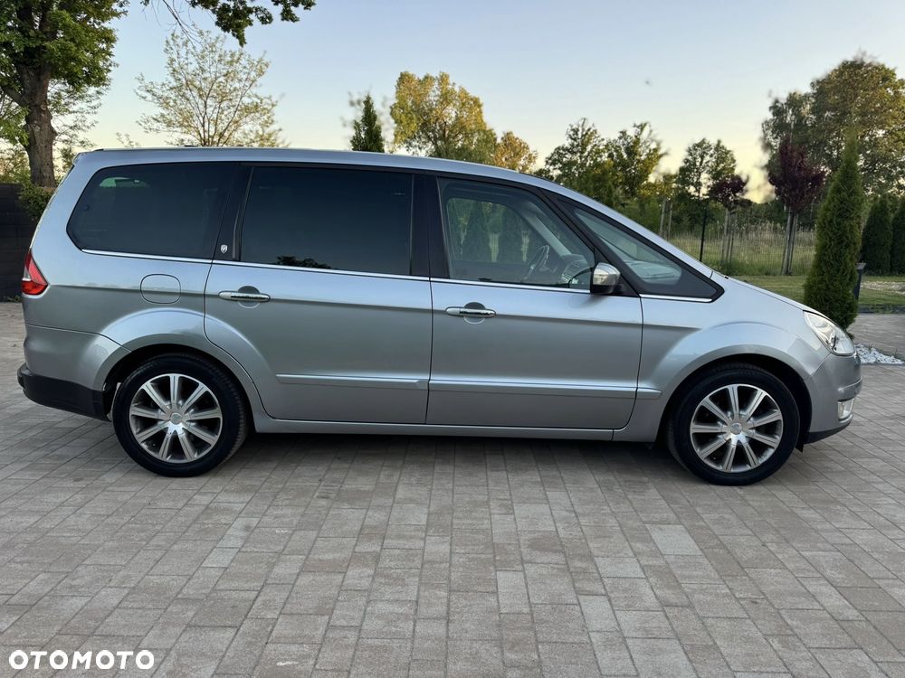 Ford Galaxy 2.0 TDCi DPF Ghia - 9