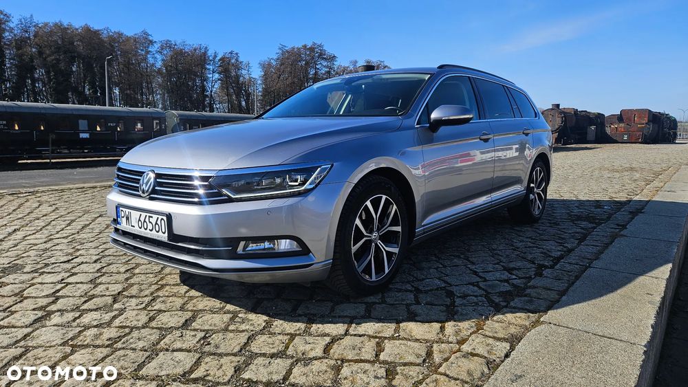 Volkswagen Passat - 25