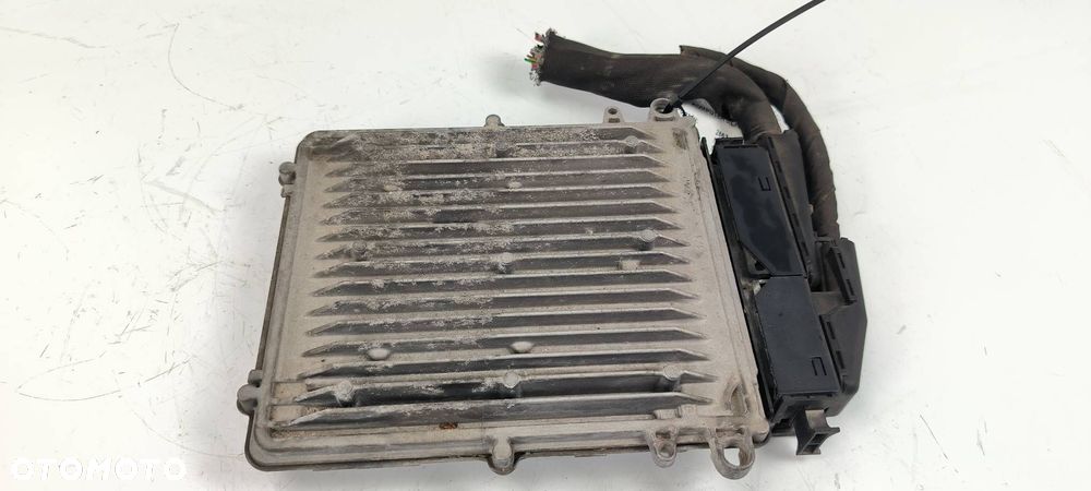 KOMPUTER SILNIKA ECU MERCEDES - BENZ S 320 L W221 A6421502500 - 4