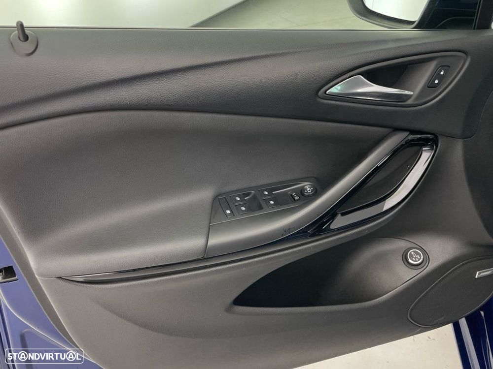 Opel Astra 1.5 D Ultimate S/S - 17