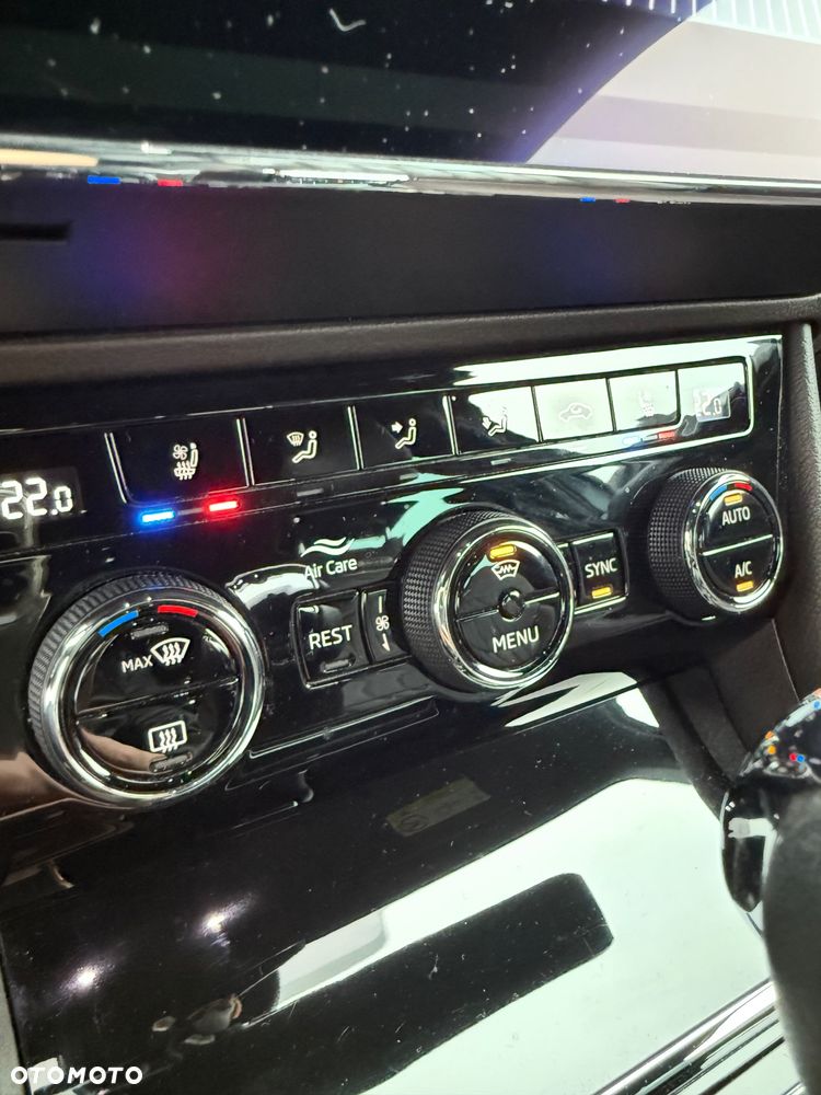 Skoda Superb 2.0 TDI SCR L&K DSG - 31