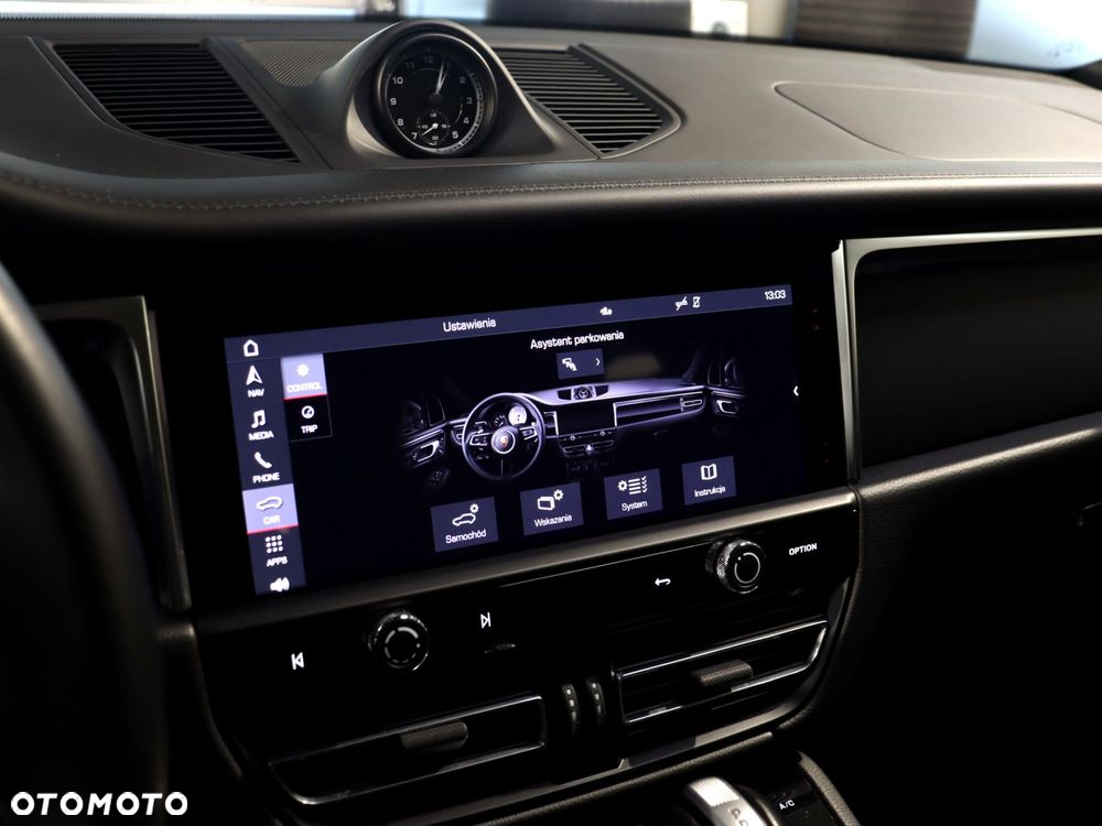 Porsche Macan Standard - 28