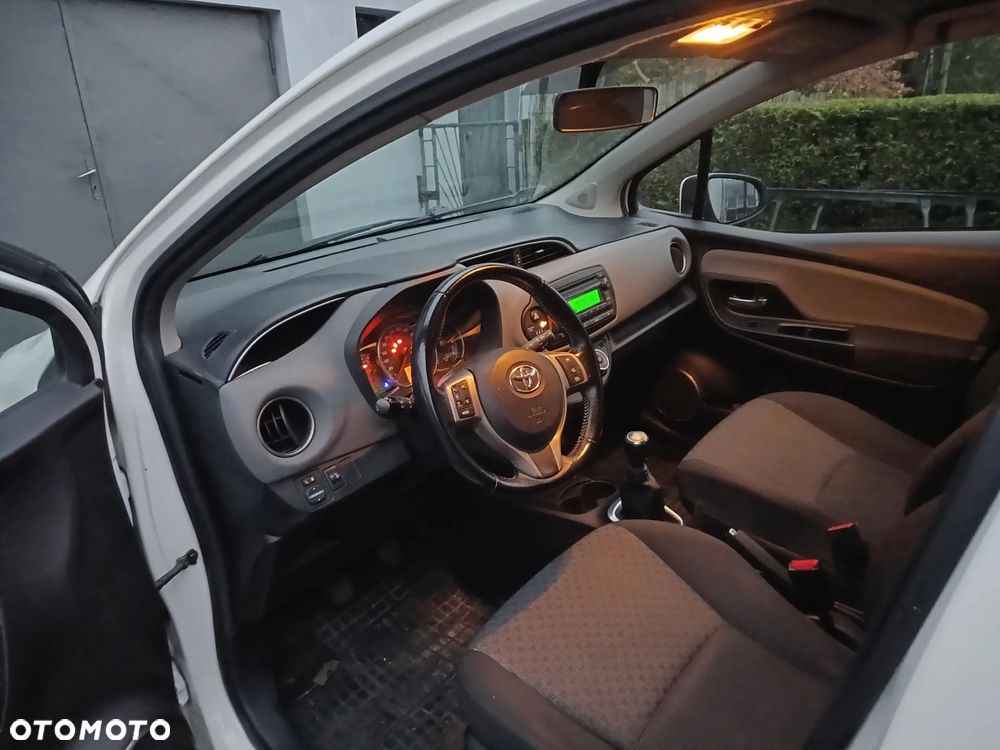 Toyota Yaris 1.4 D-4D Life - 10