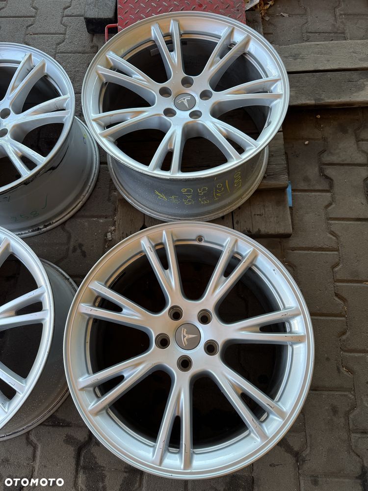 Felgi aluminiowe oryginał Tesla 5x114,3 9,5x19 et45 - 4
