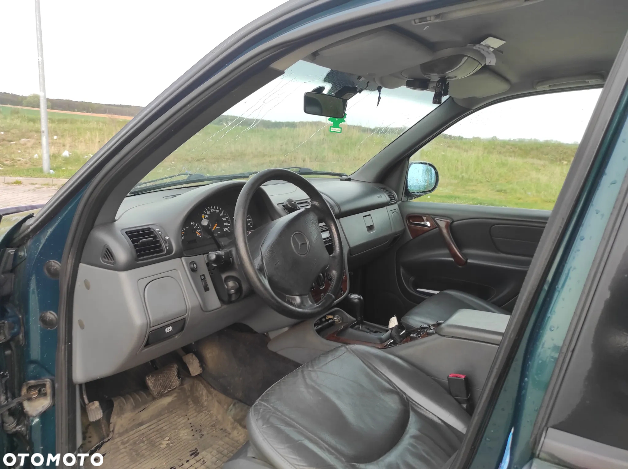 Mercedes-Benz ML 320 - 5