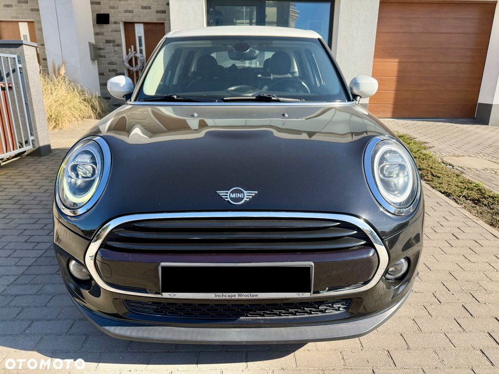 MINI Cooper Standard - 1