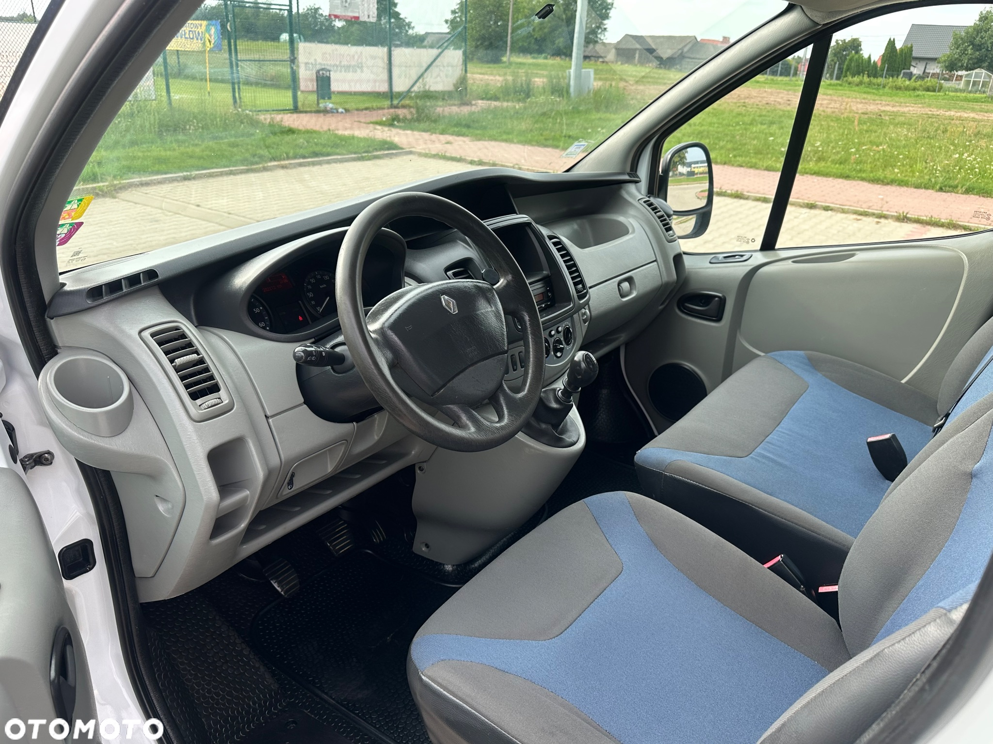 Renault Trafic - 22