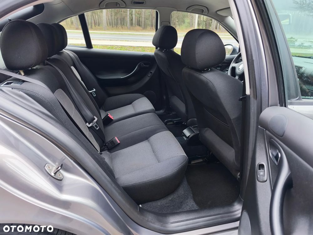 Seat Leon 1.6 Signo - 15