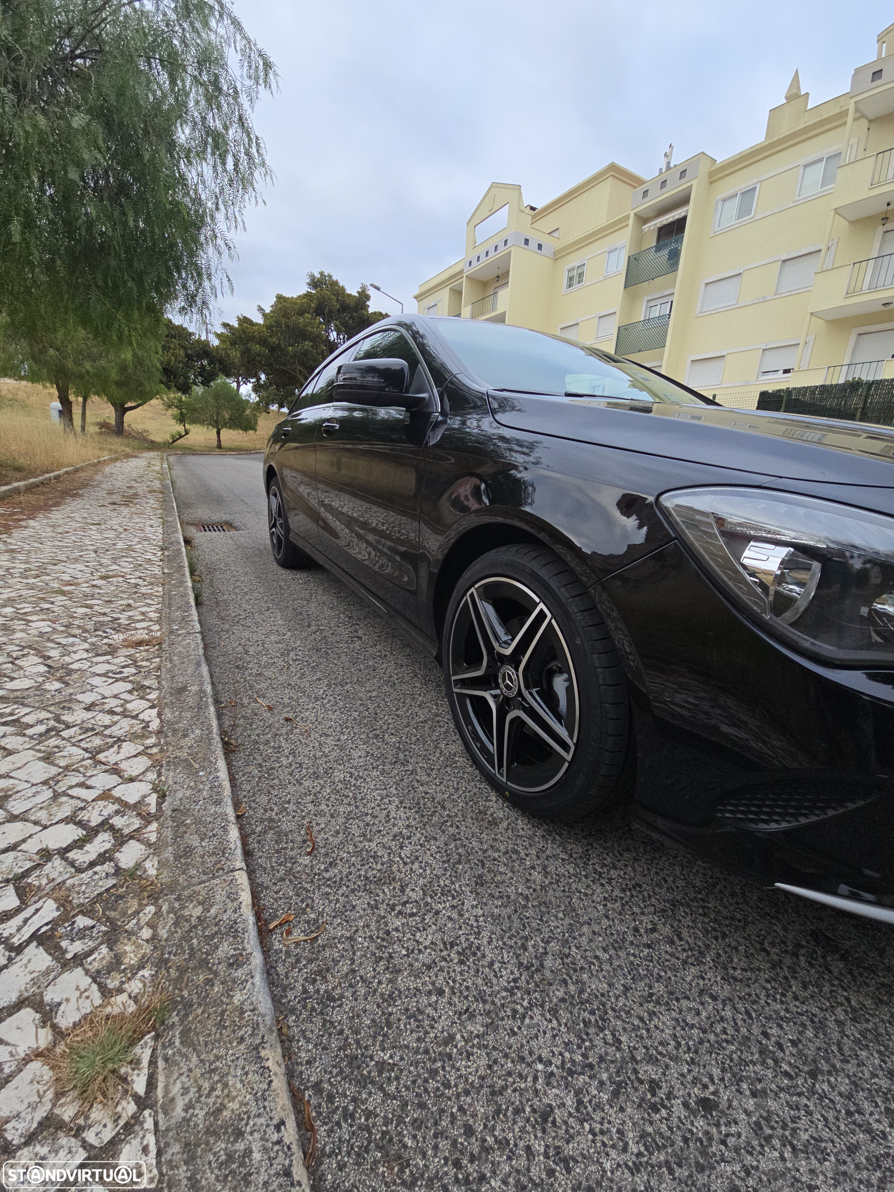 Mercedes-Benz CLA 200 d Shooting Brake Urban Aut. - 37