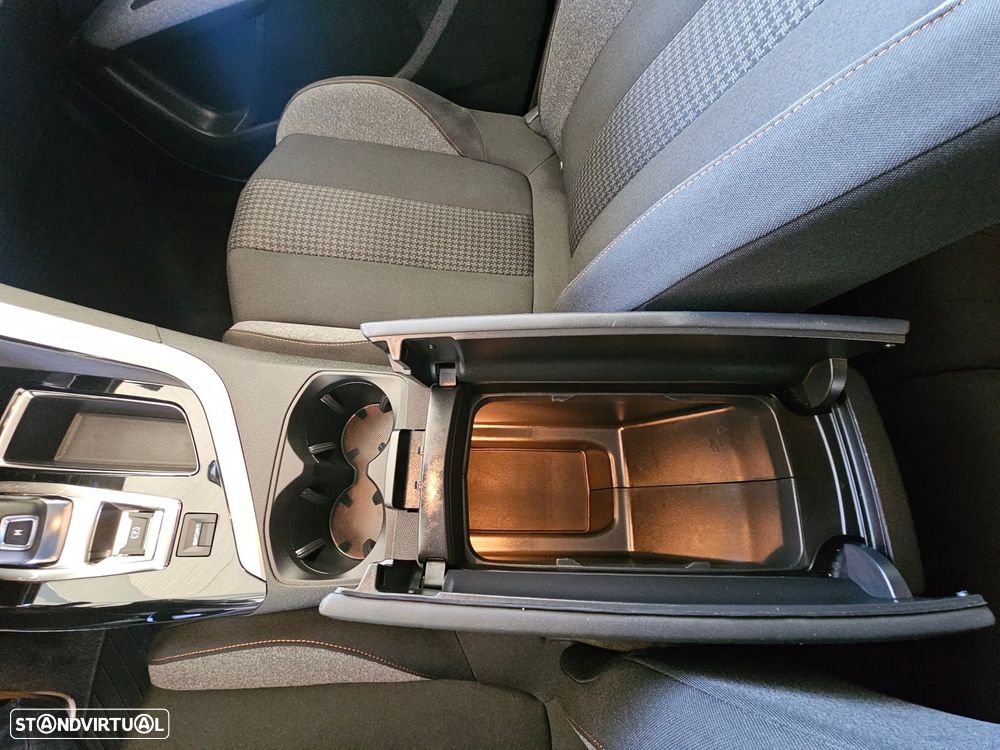 Peugeot 3008 PureTech 130 Stop & Start GPF EAT8 Active - 22