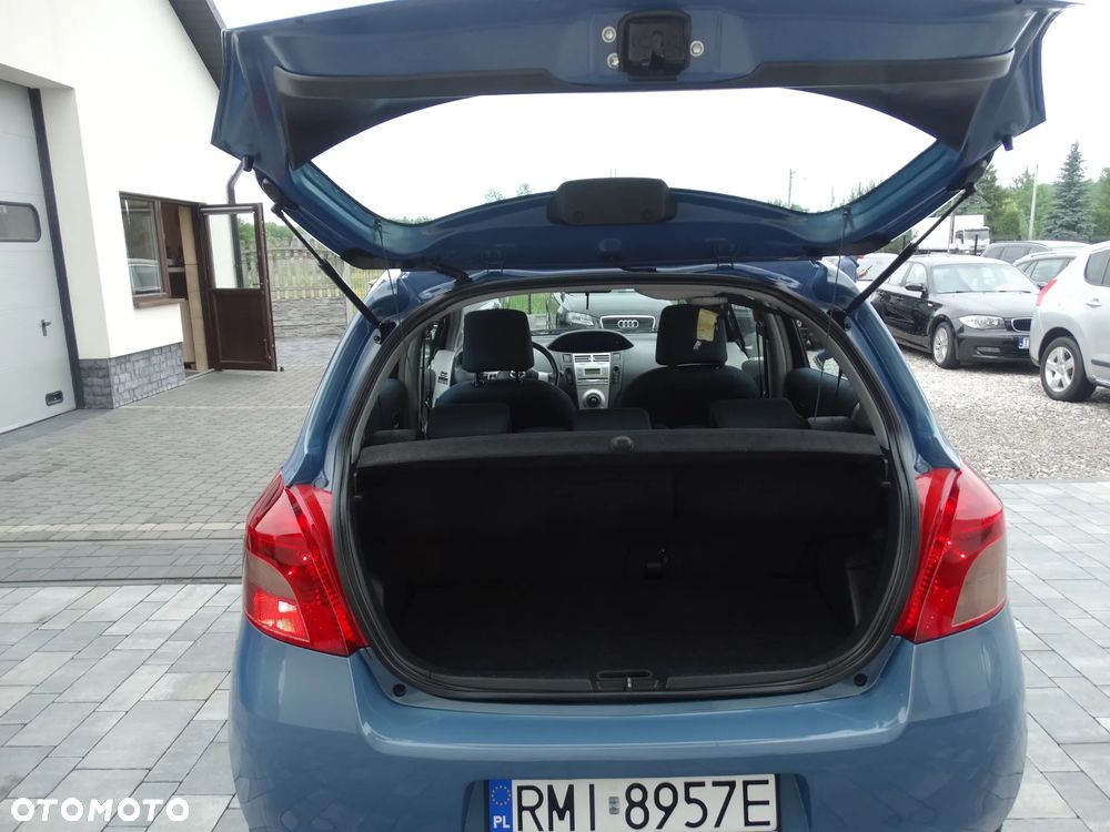 Toyota Yaris 1.3 VVT-i Cool - 18