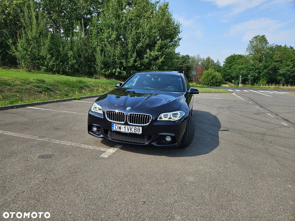BMW Seria 5 530d xDrive - 13