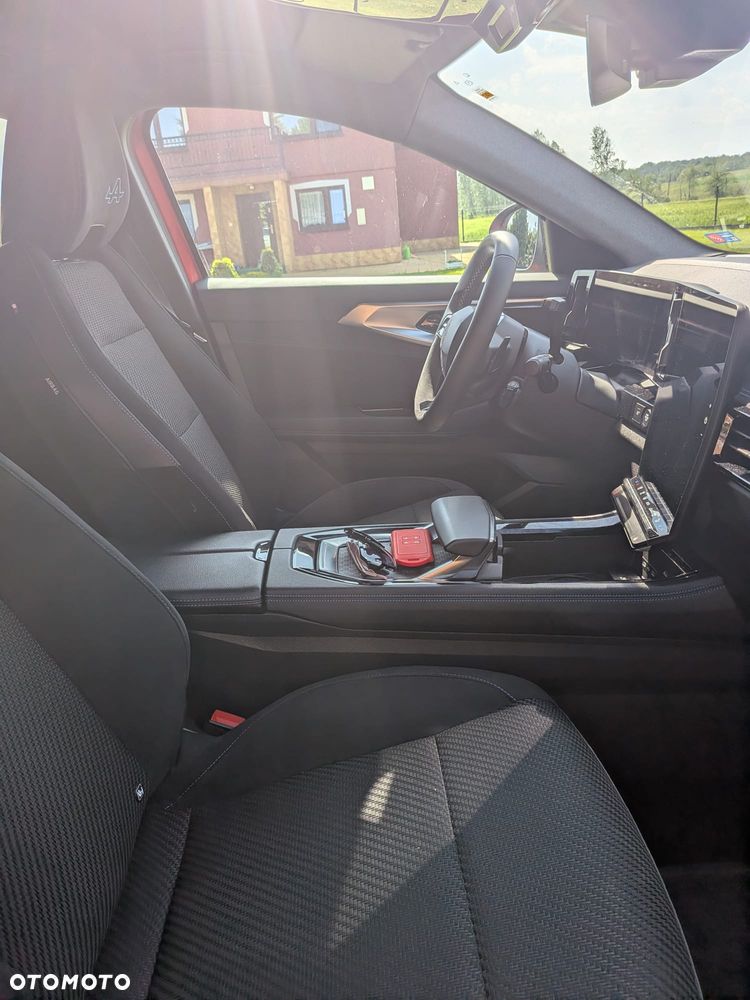 Renault Austral 1.3 TCe mHEV Esprit Alpine - 17
