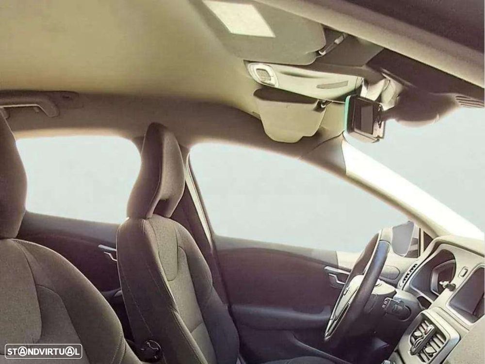 Volvo V40 2.0 D2 Kinetic - 19