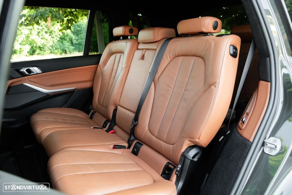 BMW X7 40 d xDrive Pack M - 10