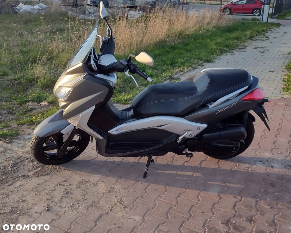 Yamaha X-max - 5