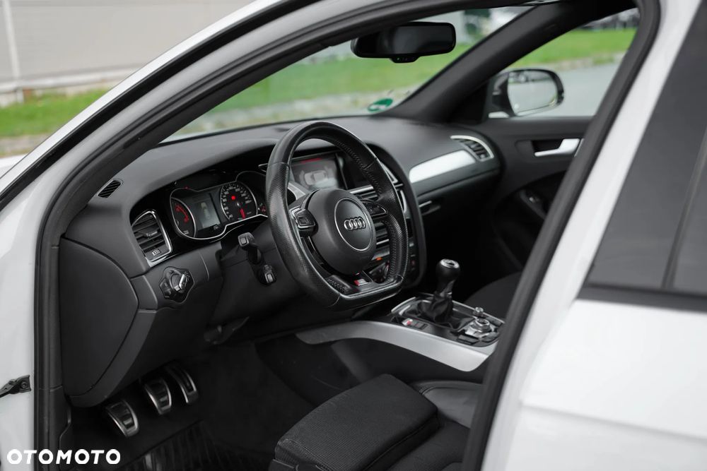Audi A4 - 16