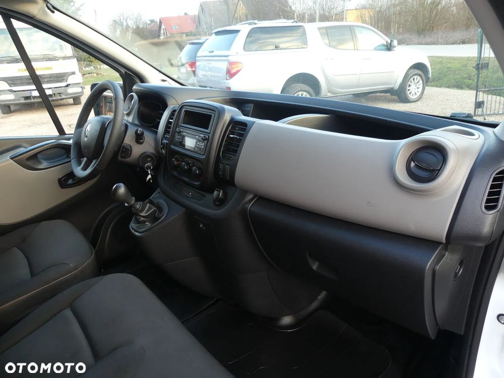 Renault TRAFIC - 15