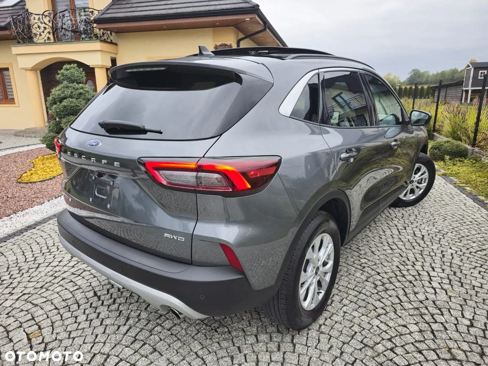Ford Kuga - 16