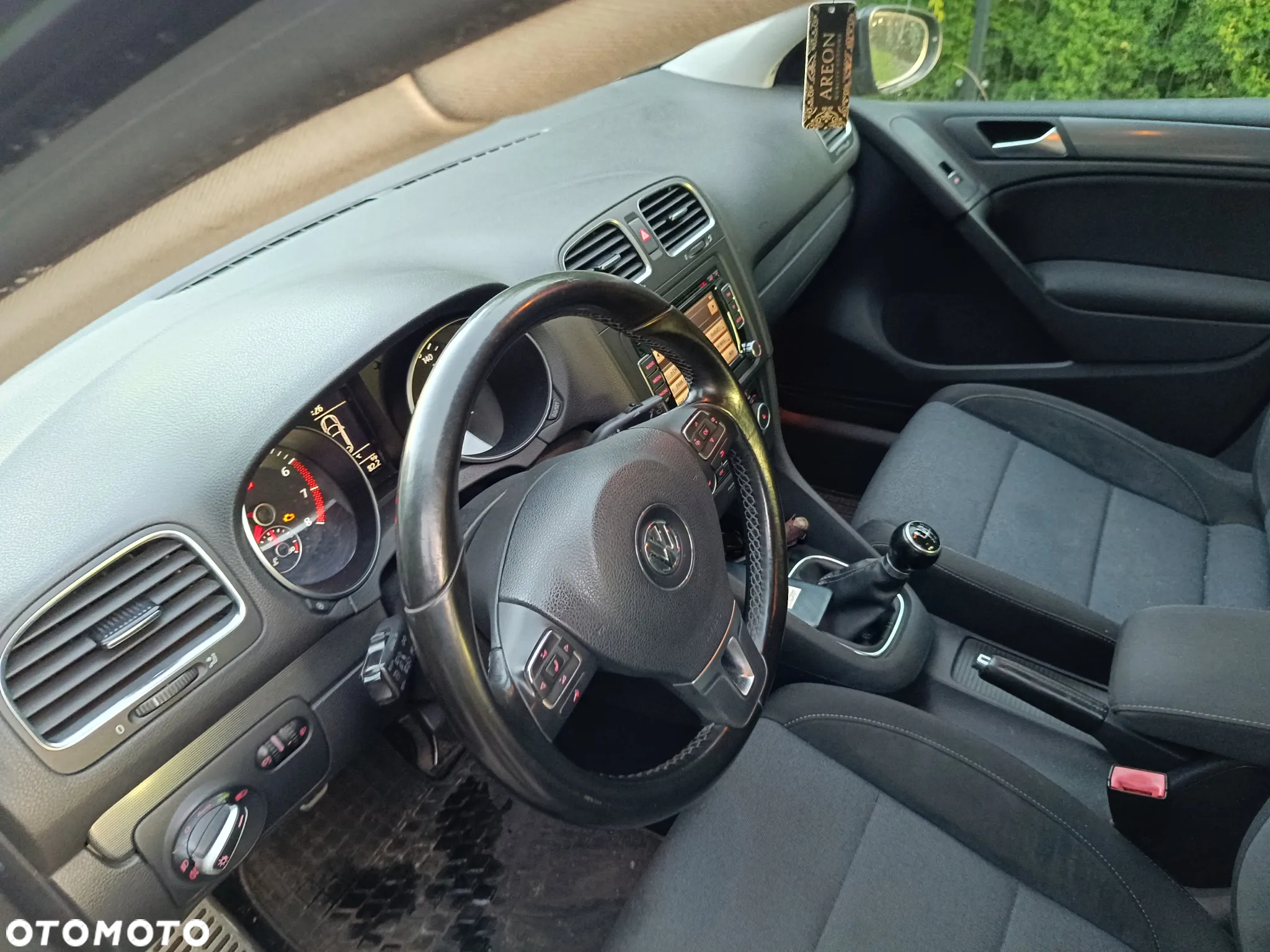 Volkswagen Golf VII 1.2 TSI BMT Trendline - 9