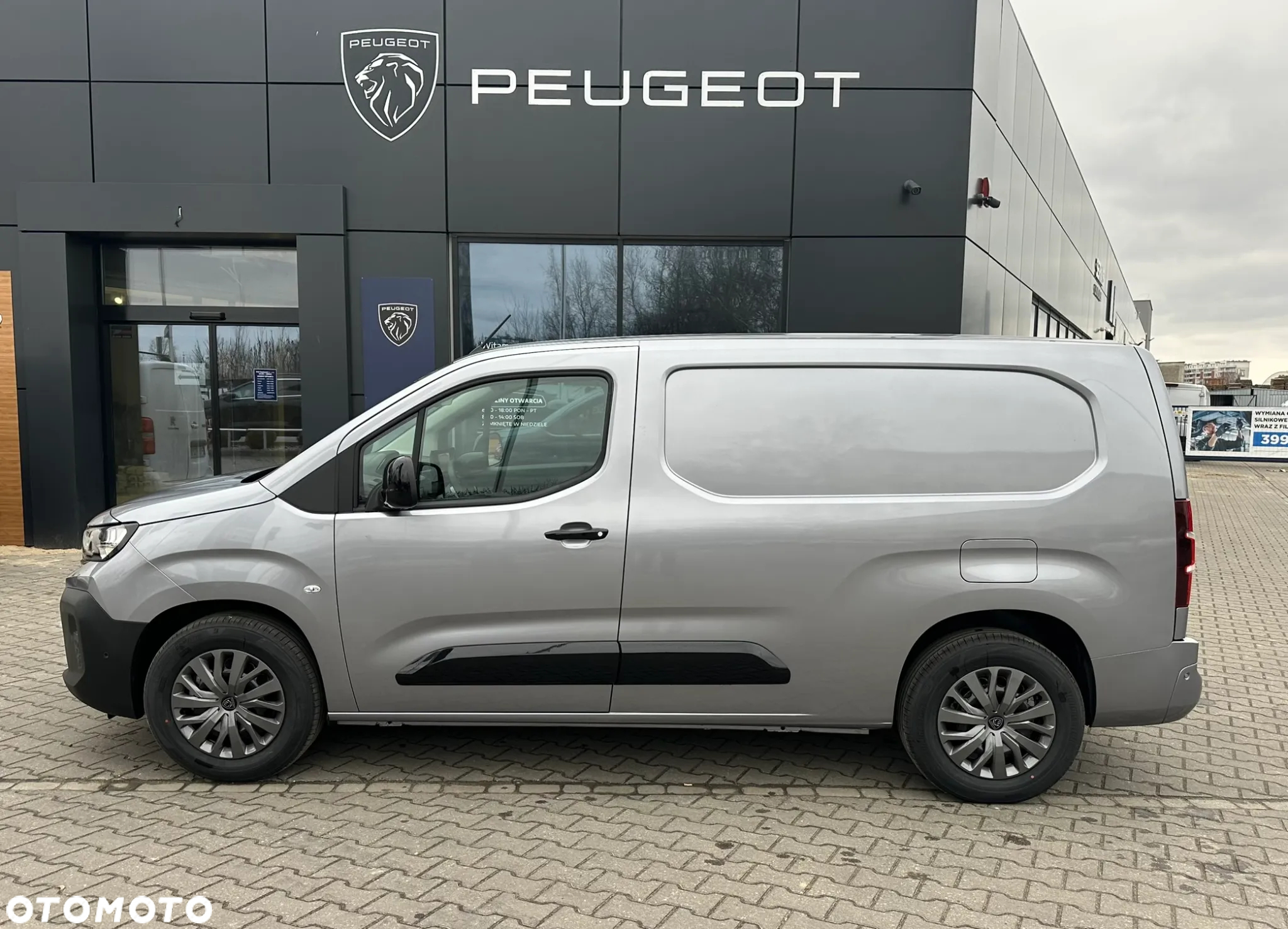 Peugeot e-Partner Furgon Long 750kg EV 136 KM, zasięg 330 km (akumulator 50 kWh) - 12