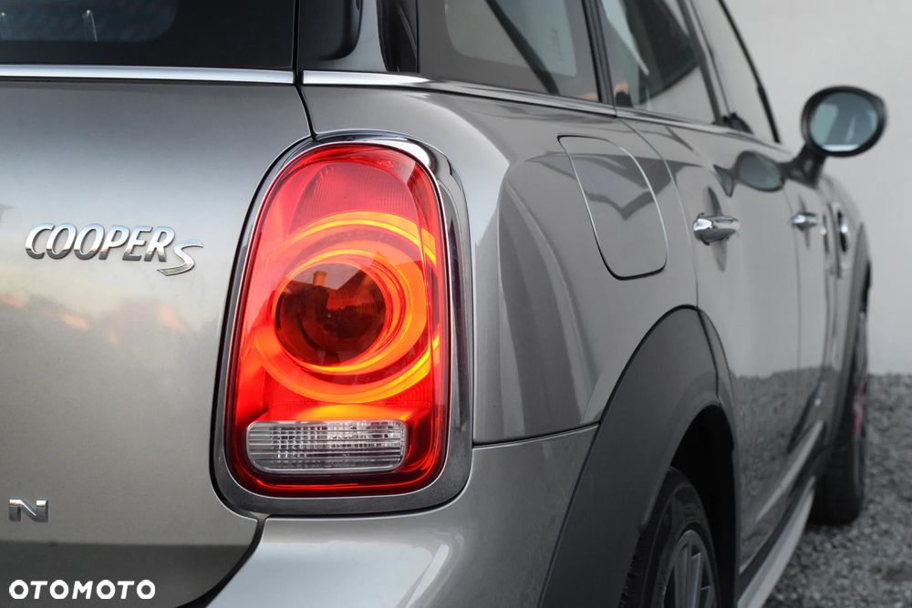 MINI Countryman Cooper SE ALL4 John Cooper Works Trim - 15