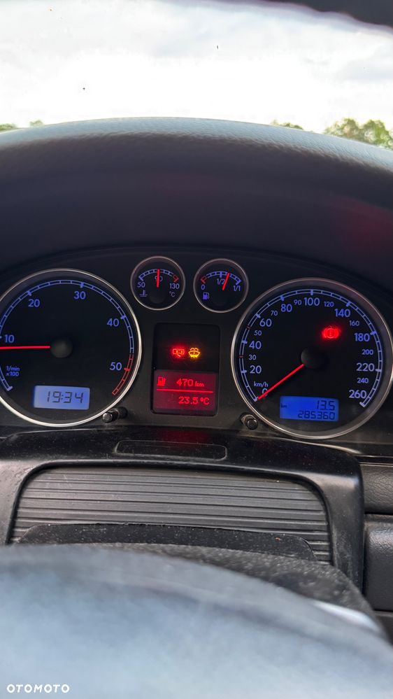 Volkswagen Passat - 6