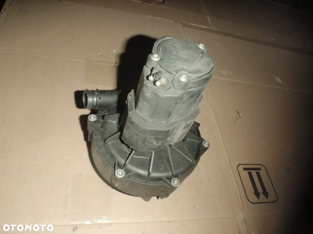 pompa powietrza clk cls sl slk klasa g m r s v c ct e vito viano 5.0 5.5 8v - 1