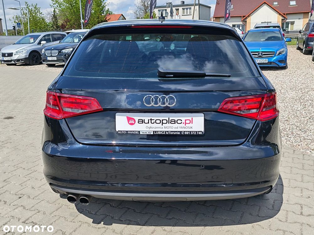 Audi A3 Sportback - 13