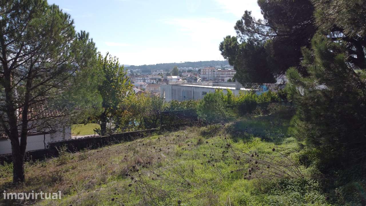 Terreno Urbano de 960 m² na Cotovia, Sesimbra | Vista Arrábida e Proje - Grande imagem: 4/9