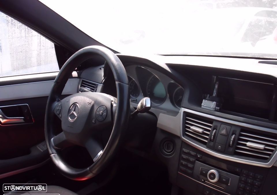 Peças Mercedes- Benz W212 - 26