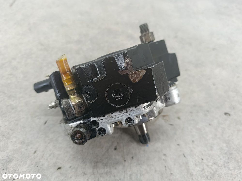 POMPA WTRYSKOWA BMW 3 E46 FL 7788670 0445010045  BOSCH 2.0 D 320d - 6