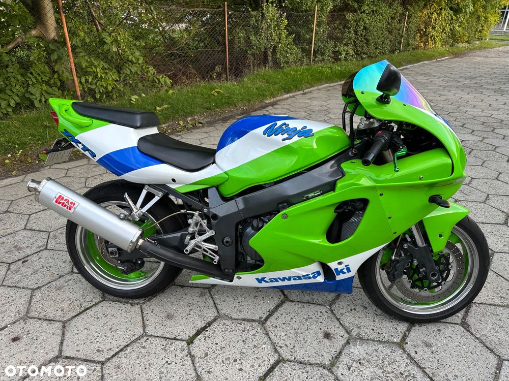 Kawasaki ZXR - 19