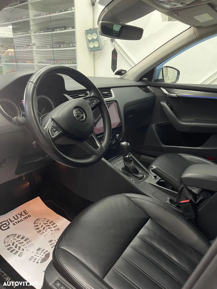 Skoda Octavia Combi Diesel 1.6 TDI DSG Style - 26