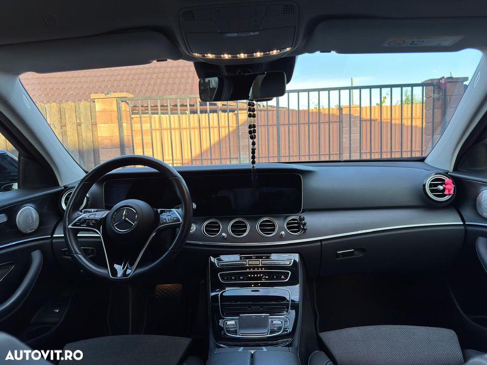 Mercedes-Benz E - 9