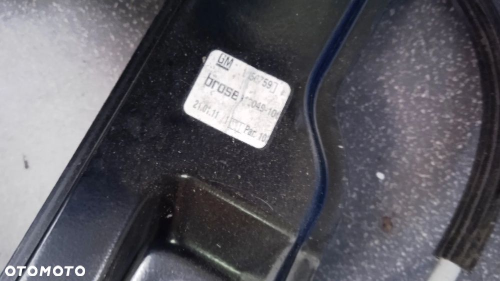 Osprzęt mechanizmy podnoszenia szyb drzwi lewy przód i tył klamka Opel Astra J IV - 19