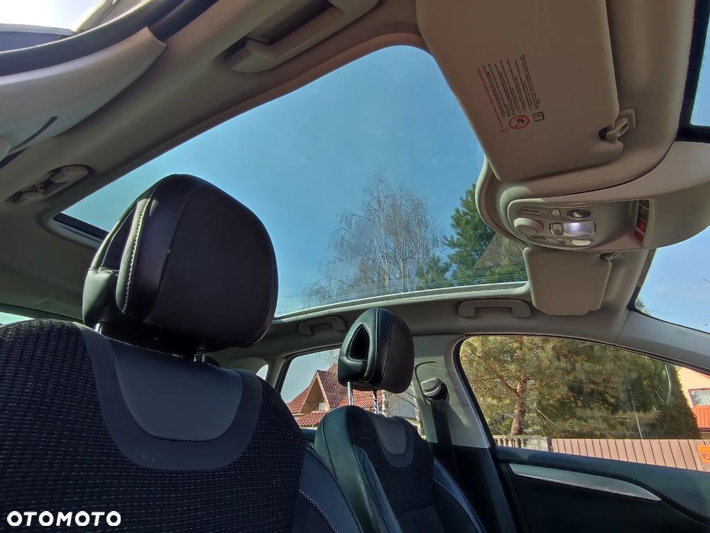 Citroën C4 2.0 HDi Exclusive - 15