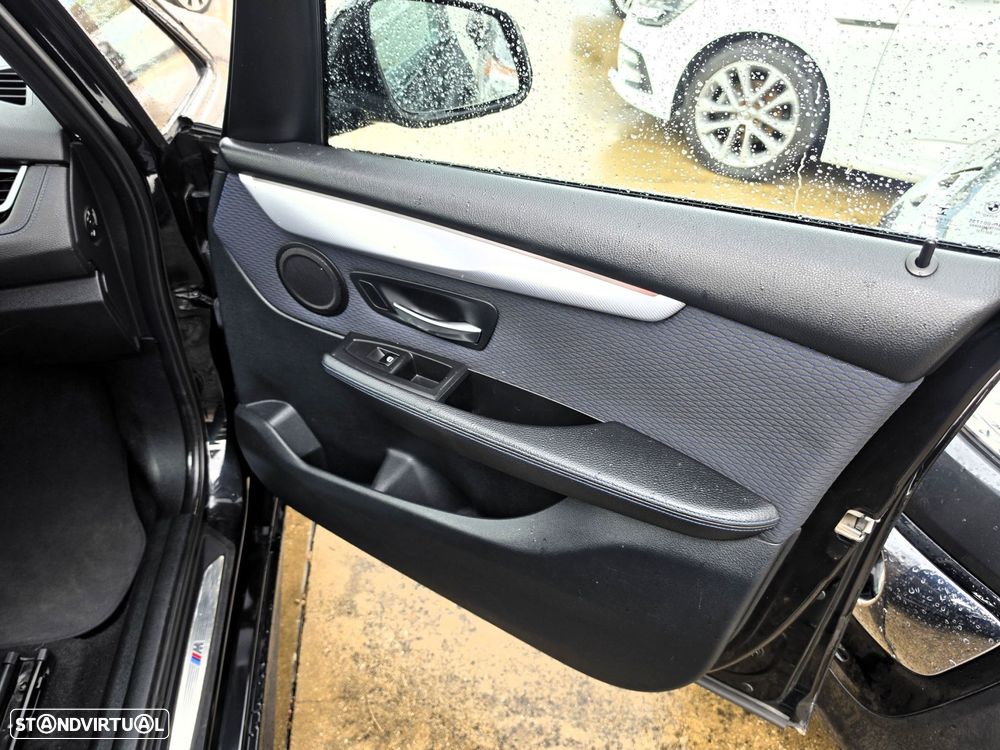 BMW 216 Active Tourer d Pack M - 32