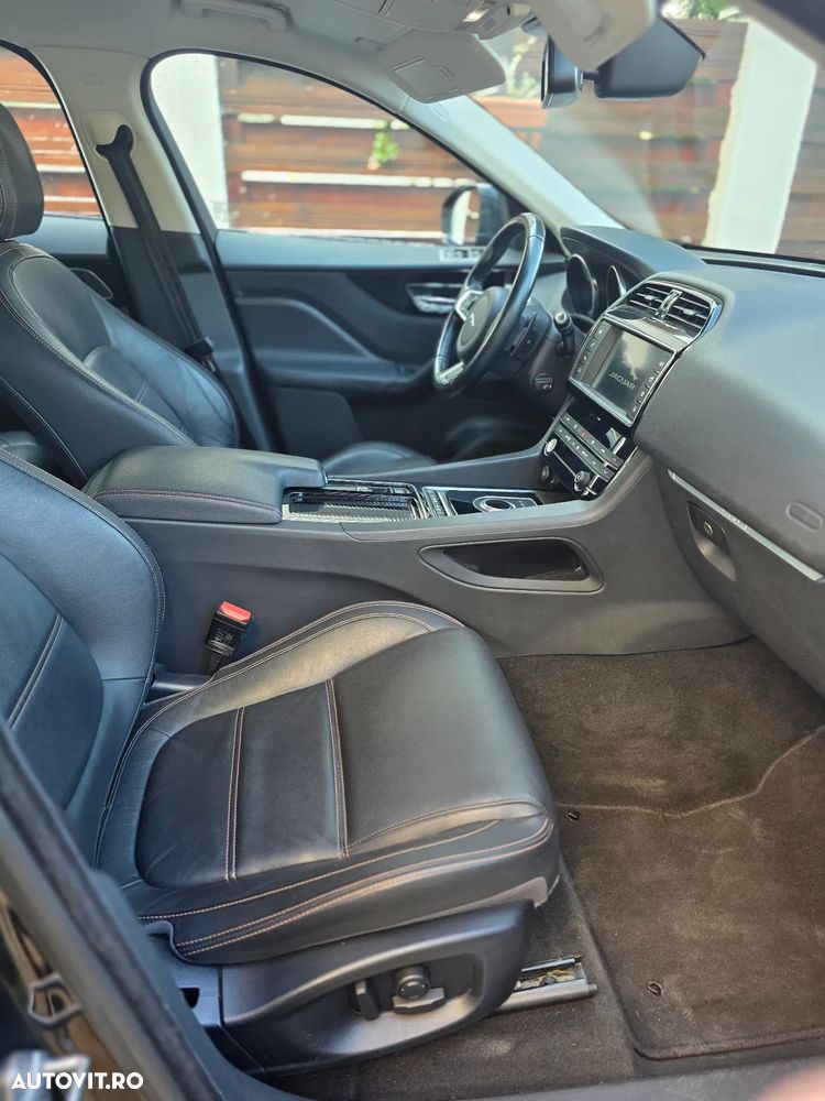 Jaguar F-Pace 20d Aut. Prestige - 9