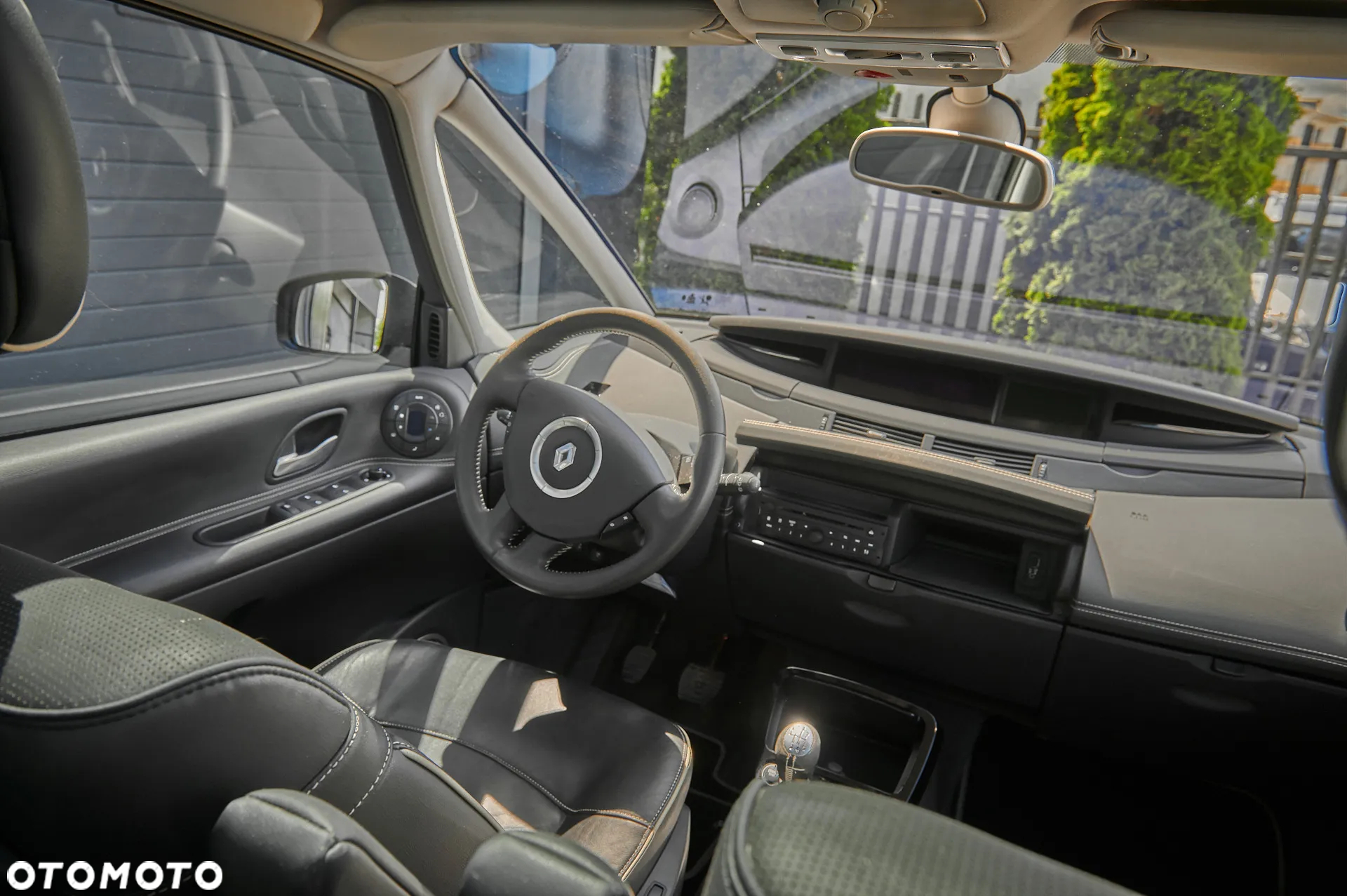 Renault Grand Espace TCe 170 Paris - 23