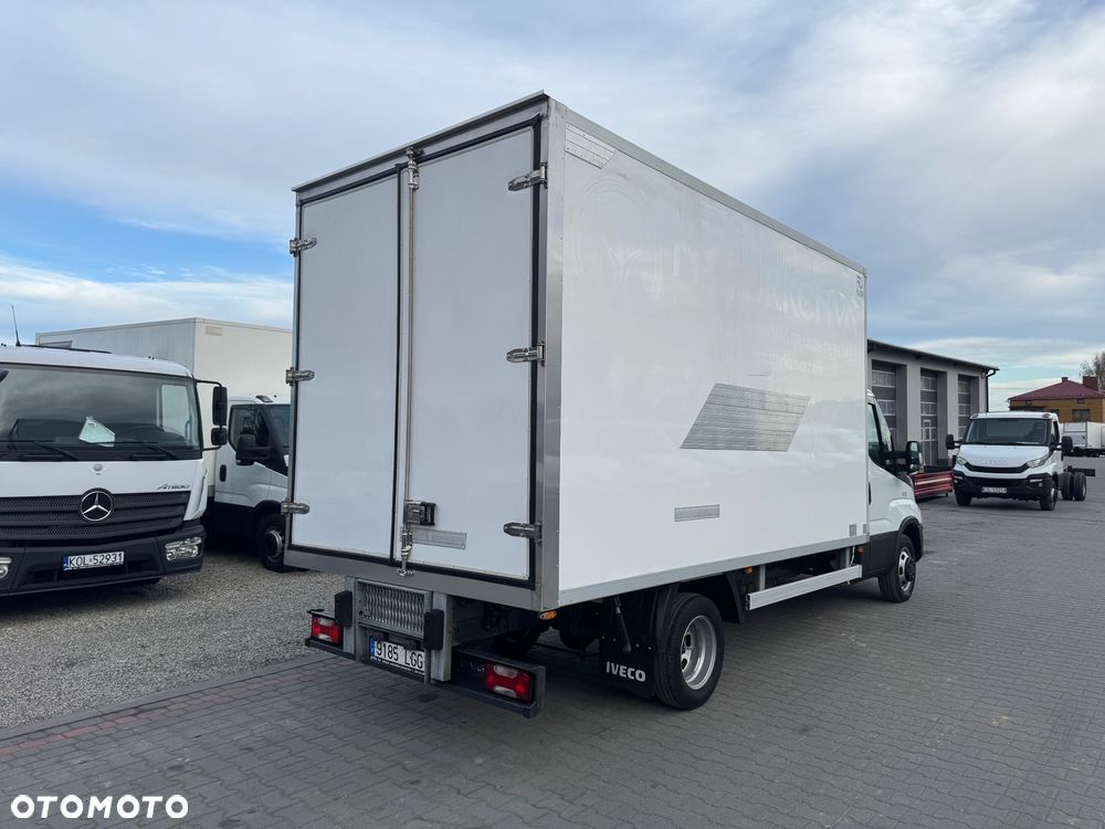 Iveco DAILY 35C18 50C15 50C17 35C14 35C15 35C17 35C18 70C17 72C15 70C18 Chłodnia Mroźnia carrier xarios 8 euro palet - 8